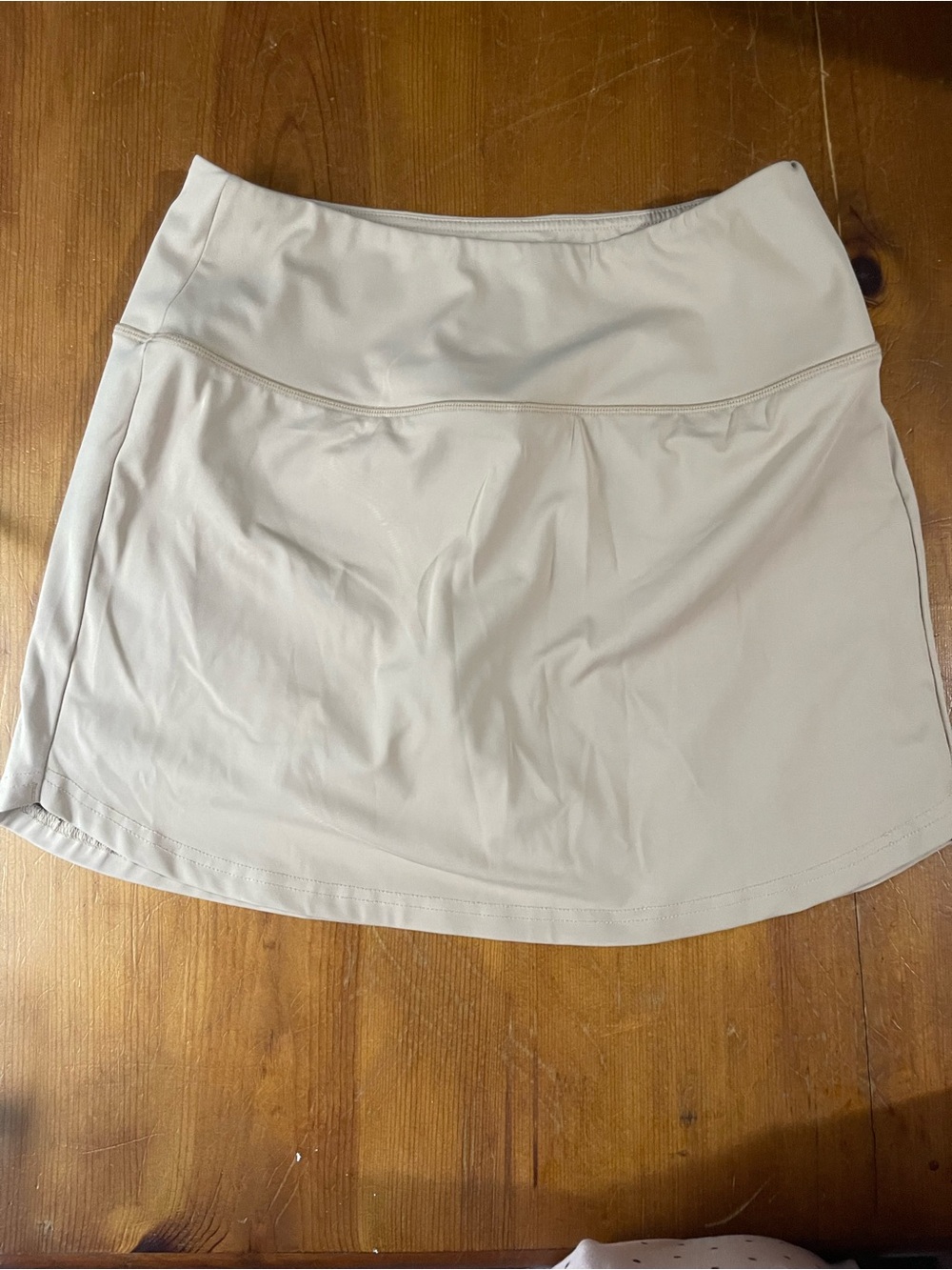 Women’s S Gradual Beige Athletic Skirt w/ Built-in Shorts